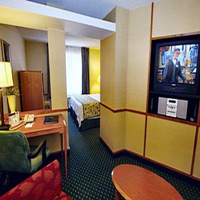 フェアフィールド イン&スイーツ タンパ ノース Temple Terrace 部屋 写真